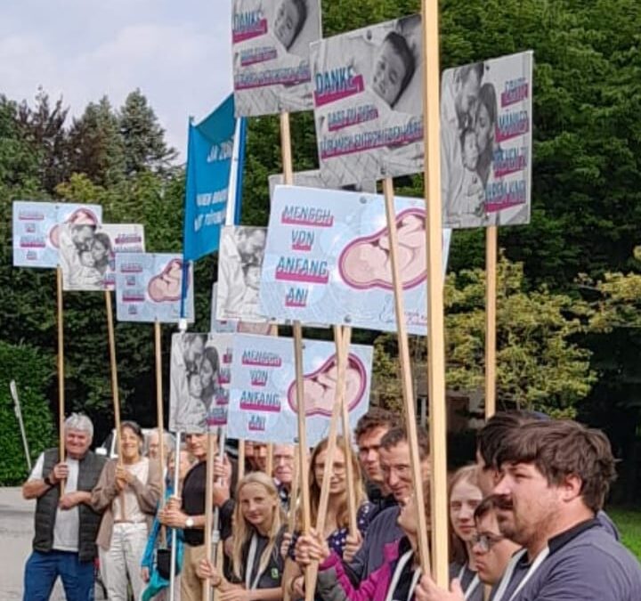 Meinungsfreiheit und Recht auf Leben unter Beschuss: Jugend für das Leben fordert Bekenntnis zum Leben